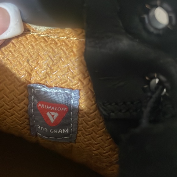 Boots - Picture 5 of 6